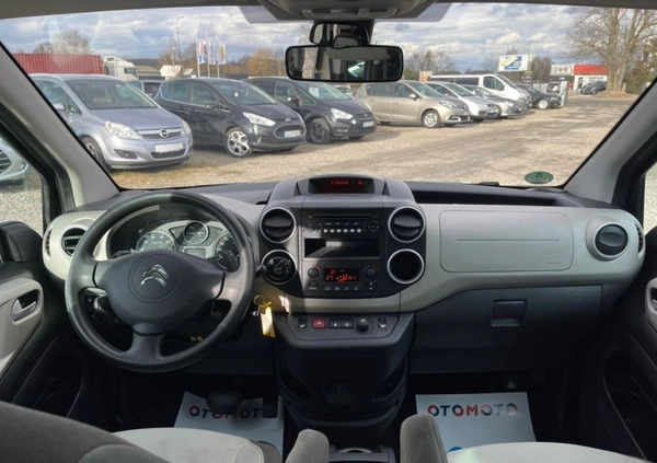 Citroen Berlingo cena 32900 przebieg: 229000, rok produkcji 2013 z Lębork małe 704
